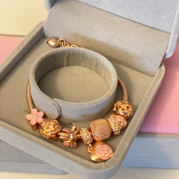 Brand New Bracelet - Picture 2 of 2